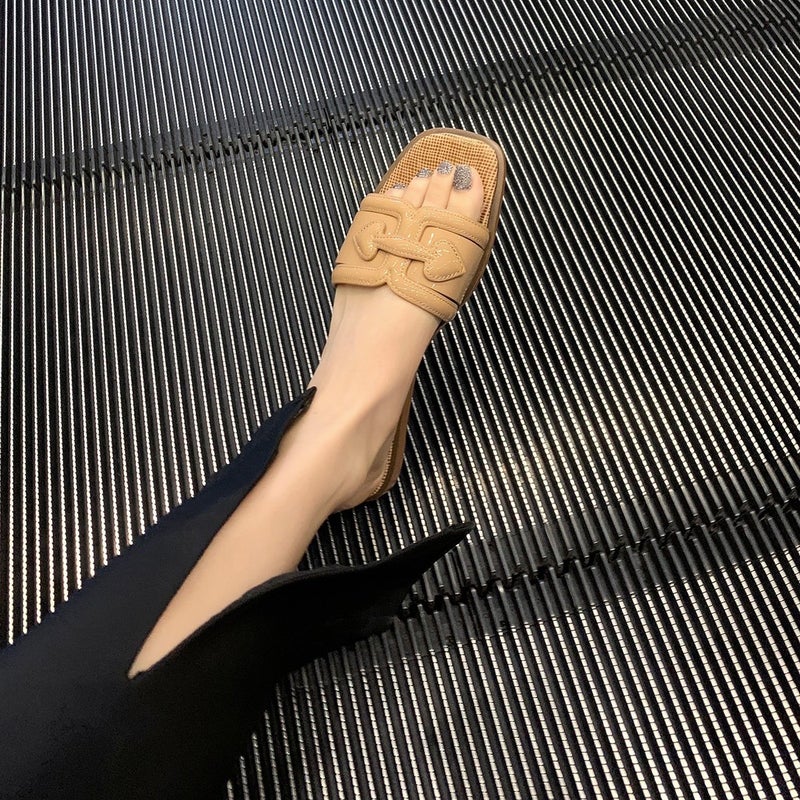 Grape Mom Same Shoes Jeju Island Trip Straw Flat Square Head All-Match Thick Heel Holiday Sandals And Slippers For Women - Image 3